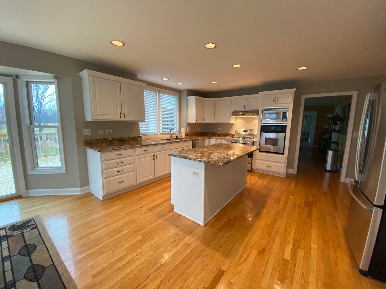 A new look for this kitchen in Hawthorne Woods completed 01-15-2020 (b)leted 01-15-2020tracting (b) - New Look Kitchen